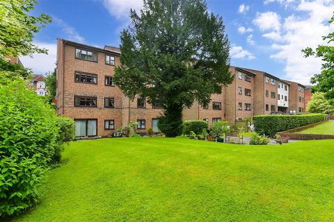 1 bedroom flat for sale, Croydon Road, Caterham, Surrey