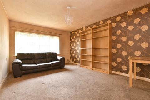 1 bedroom flat for sale, Croydon Road, Caterham, Surrey