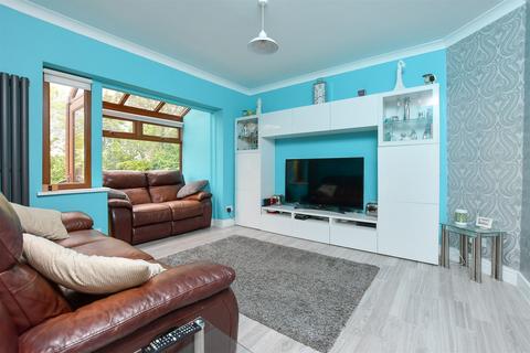 59 The Ridgeway, Chatham, ME4 6PB