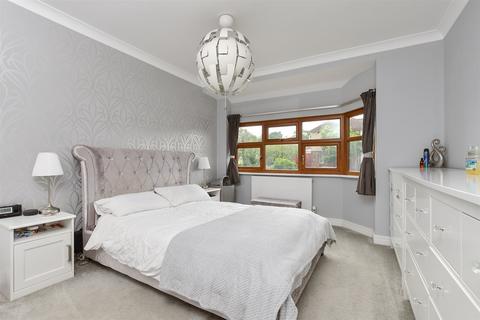 4 bedroom semi-detached house for sale, The Ridgeway, Chatham, Kent