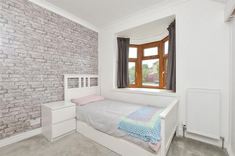 59 The Ridgeway, Chatham, ME4 6PB