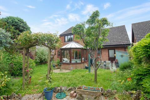 3 bedroom detached house for sale, Turnpike Hill, Hythe, CT21