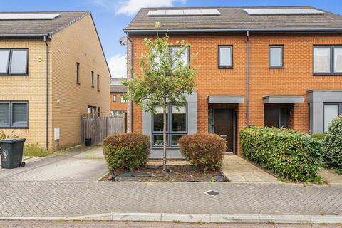 3 bedroom semi-detached house for sale, Wensum Place, Hayes