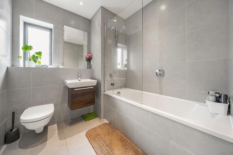 3 bedroom semi-detached house for sale, Wensum Place, Hayes