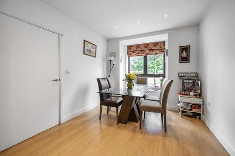 8 Wensum Place, Bromley, BR2 7BF