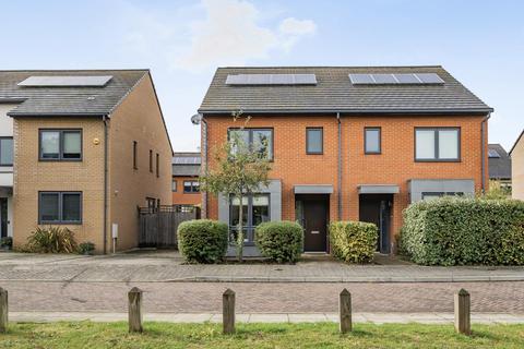 8 Wensum Place, Bromley, BR2 7BF