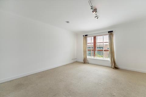 2 bedroom flat to rent, Kidston Terrace, Flat 3/1, New Gorbals, Glasgow, G5 0TG