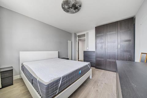 2 bedroom flat for sale, Kennington Lane, London