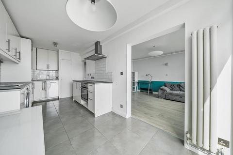 2 bedroom flat for sale, Kennington Lane, London