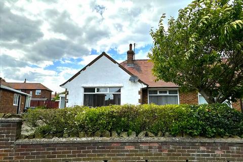 2 bedroom bungalow for sale, Hindle Drive, Filey