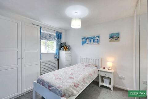 4 Bishops Gate, Lydney, GL15 5TG