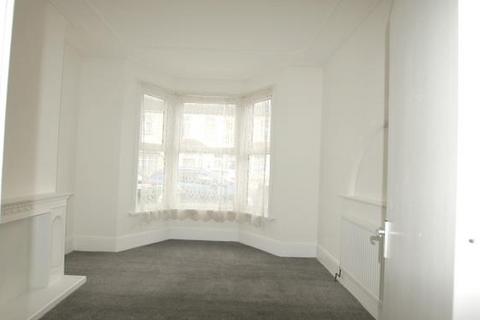 1 bedroom flat for sale, Selsdon Road, London E13