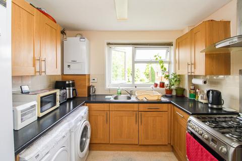 2 bedroom flat for sale, Byrd Road, Crawley, West Sussex. RH11 8XG