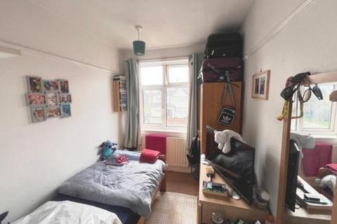 3 bedroom terraced house for sale, Wakemans Hill, Colindale, NW9