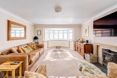3 bedroom detached house for sale, St Pauls Avenue, Lancing, West Sussex, BN15