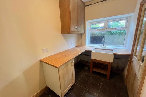 3 bedroom terraced house for sale, St. Georges Square, Halifax HX3