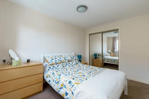 26/6 Causewayside, Edinburgh, EH9 1QB