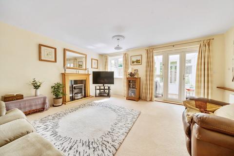 3 bedroom terraced house for sale, Spiro Close, Pulborough, West Sussex