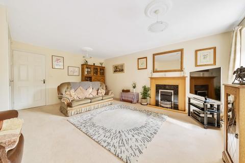 3 bedroom terraced house for sale, Spiro Close, Pulborough, West Sussex