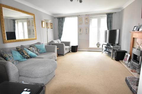3 bedroom end of terrace house for sale, Henry Crescent, Tewkesbury GL20