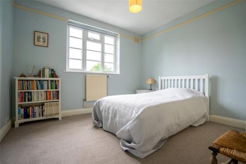 2 bedroom apartment for sale, Knighton Park Road, Clarendon Park LE2