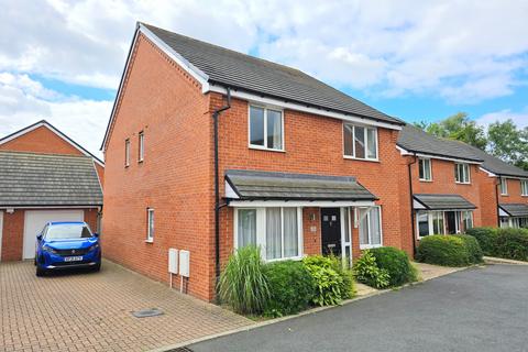 4 bedroom detached house for sale, Radwinter Close, Wickford, Essex