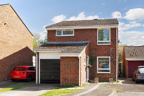 12 Palmer Close, Shefford, SG17 5EE