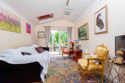 13 Buckhurst Road, Frimley Green, Camberley, GU16 6LH