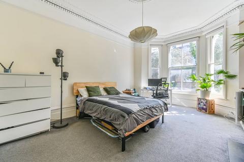 1 bedroom flat to rent, Victoria Rise, Clapham Old Town, London, SW4