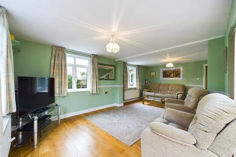 4 bedroom detached house for sale, Cornmeadow Green, Worcester, Worcestershire, WR3