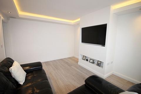 34 Bateman Road, Hellaby, Rotherham, S66 8HA