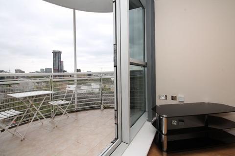 2 bedroom apartment to rent, Switch House, 4 Blackwall Way, Canary Wharf E14