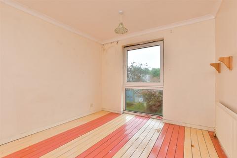 16 Admers Wood, Vigo, Gravesend, DA13 0SP