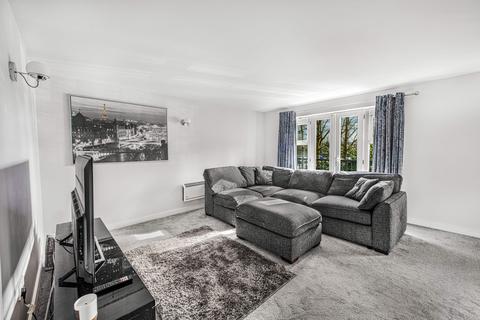 2 bedroom flat for sale, Station Road, Wilmslow SK9
