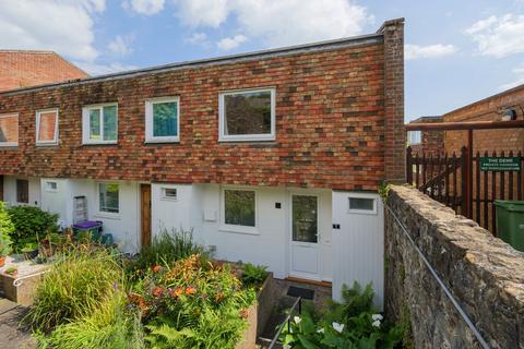 Hythe - 2 bedroom terraced house for sale