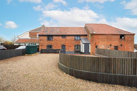 2 bedroom barn conversion for sale, Honing Road, Dilham