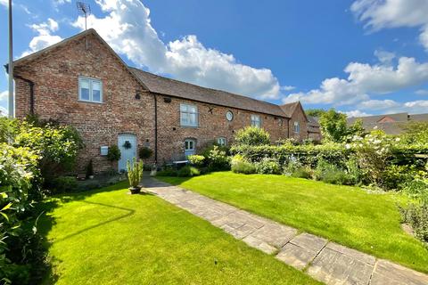 4 bedroom barn conversion for sale, Chester Road, Acton, CW5