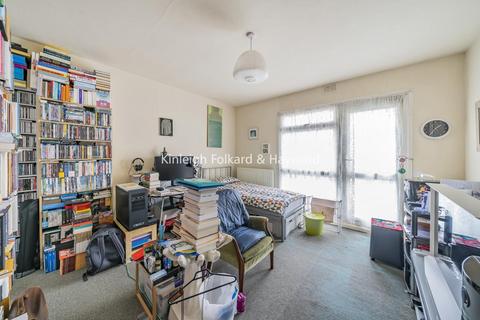 Flat 7, Oliver House Wyvil Road, London, SW8 2SX