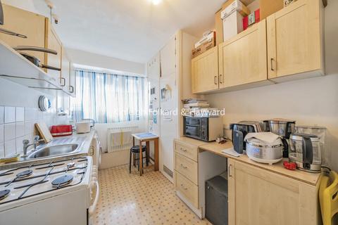 Flat 7, Oliver House Wyvil Road, London, SW8 2SX