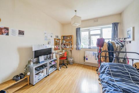 Flat 7, Oliver House Wyvil Road, London, SW8 2SX