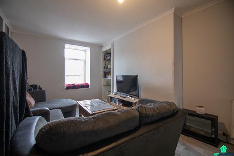 2 bedroom flat for sale, Thornhill, Johnstone PA5