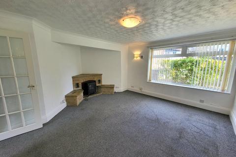 2 bedroom flat to rent, Kingsleigh Road, Stockport, Greater Manchester, SK4