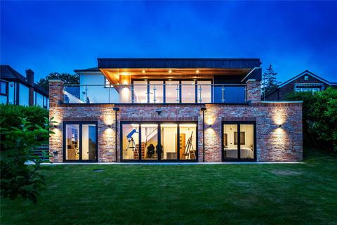 undefined, Mount Close, Hook Heath, Surrey, GU22