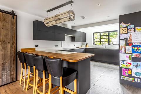undefined, Mount Close, Hook Heath, Surrey, GU22