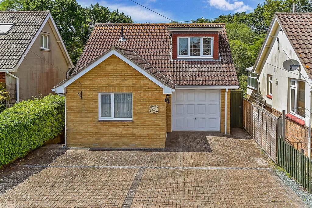 Ventnor Road, Sandown, Isle of Wight 3 bed detached house for sale £