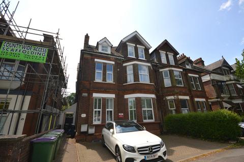 2 bedroom flat for sale, Cheriton Road, Folkestone CT19