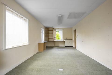 3 bedroom end of terrace house for sale, 31 Strathalmond Rd, Edinburgh, EH4 8HP