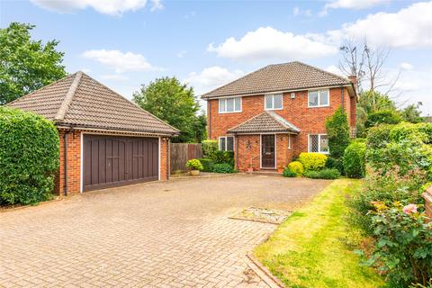 4 bedroom detached house for sale, Grange Walk, Toddington, Dunstable, Bedfordshire, LU5