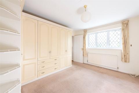 4 bedroom detached house for sale, Grange Walk, Toddington, Dunstable, Bedfordshire, LU5