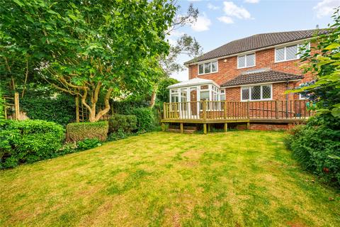 4 bedroom detached house for sale, Grange Walk, Toddington, Dunstable, Bedfordshire, LU5